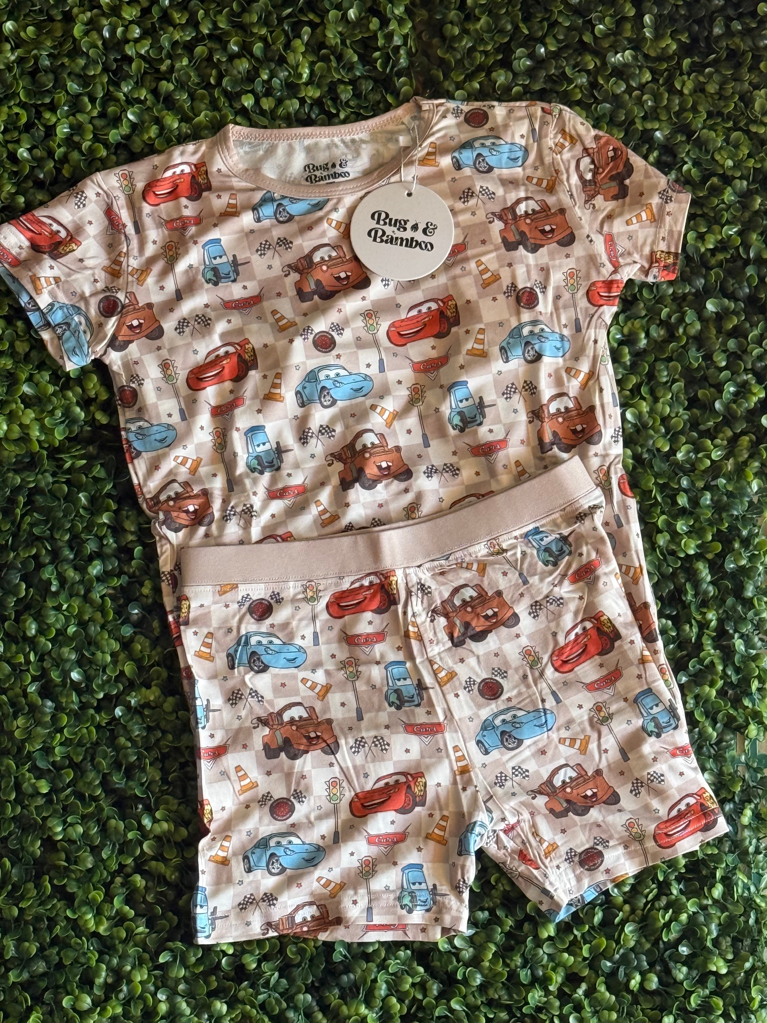 Checkered Cars 2 Piece Set